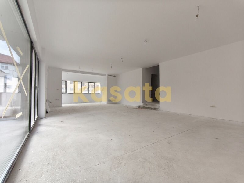 Herastrau Apartament 4 camere  Loc parcare