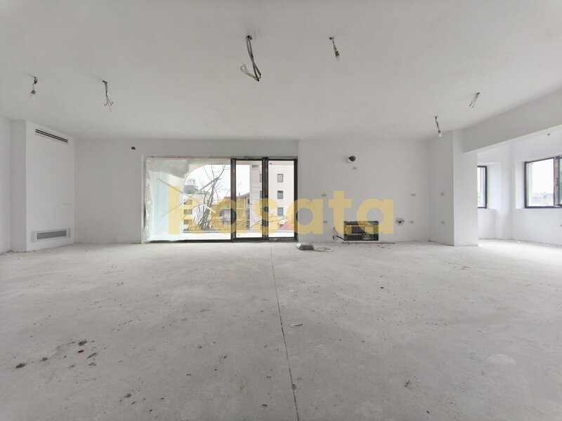 Herastrau Apartament 4 camere  Loc parcare